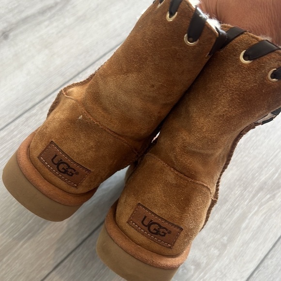 Ugg chestnut Aidah slip on suede sheepskin ankle boot size 6 - Picture 4 of 13